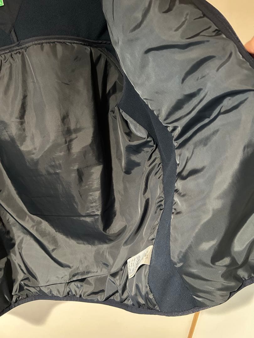 トミーヒルフィガー ゴルフ　アウター