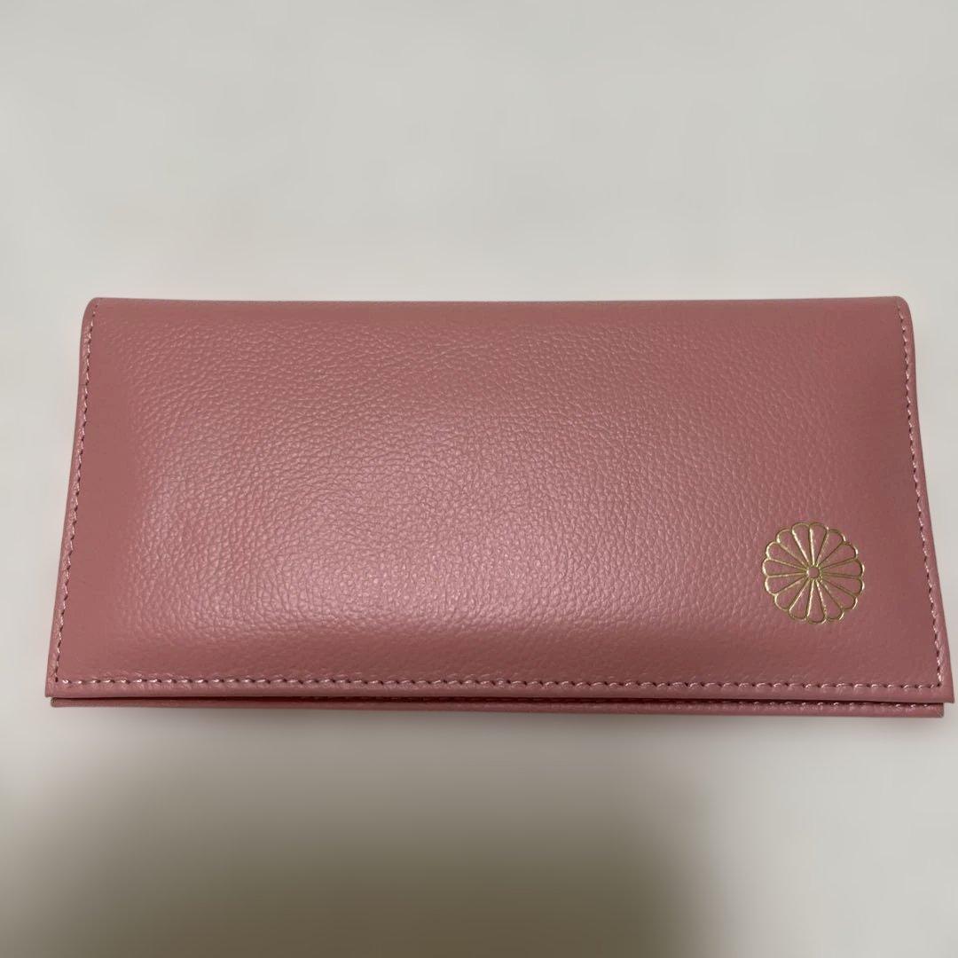新品未使用品 皇居 財布 ピンク 菊の御紋(箱付き) - メルカリ