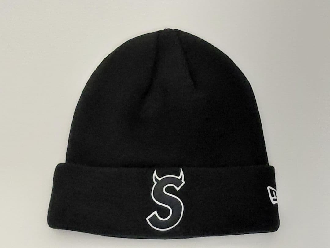 美品　Supreme　New Era　S Logo ツノ　Beanie　ブラック