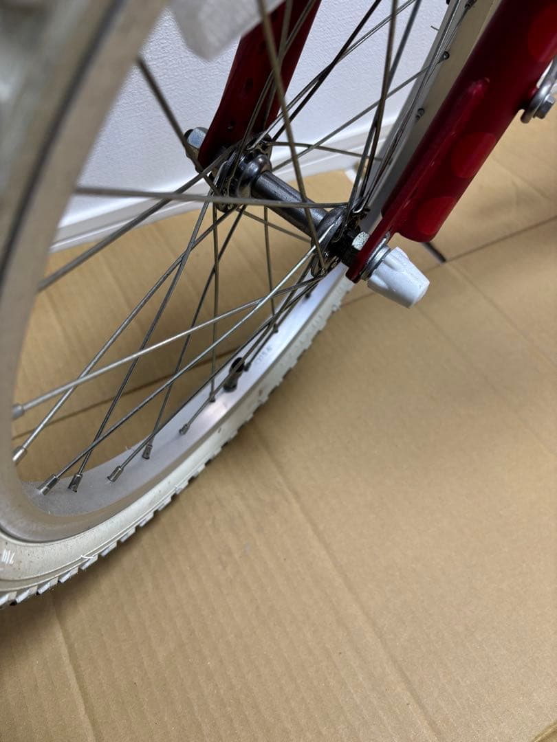 【アルコバ】キッズバイク 18インチ 赤水玉柄