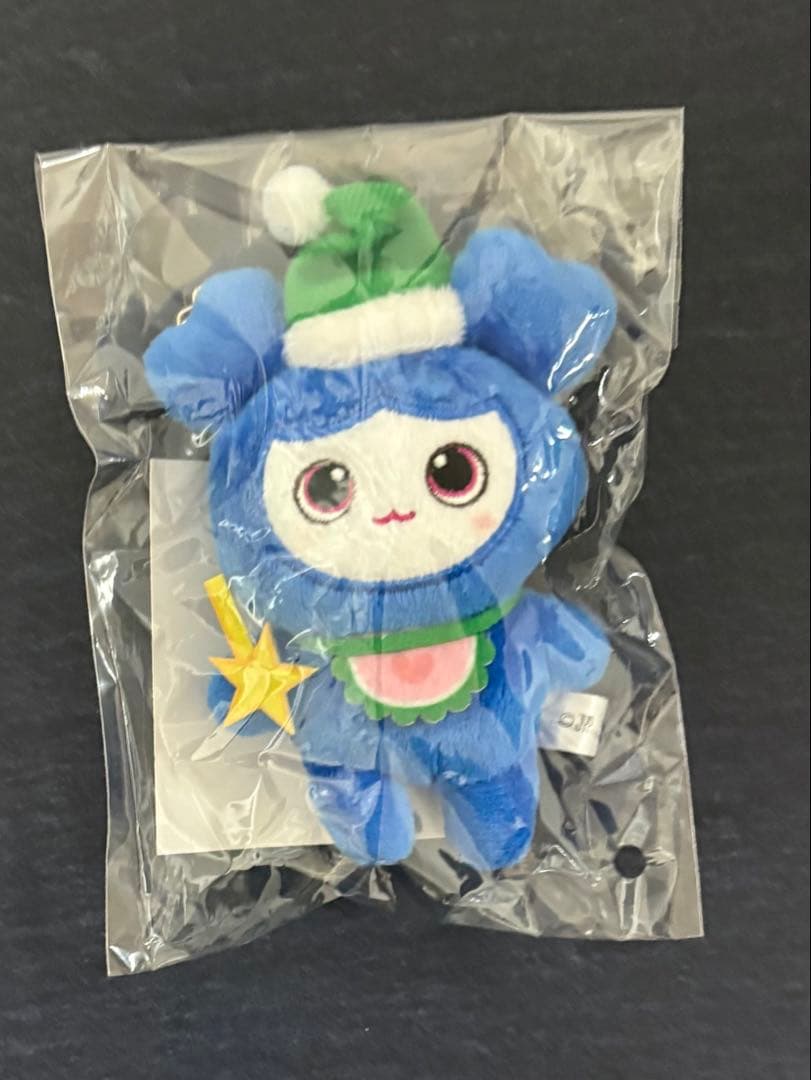 TWICE ツウィ Baby TZUVELY X'mas Ed. バッグチャーム - メルカリ