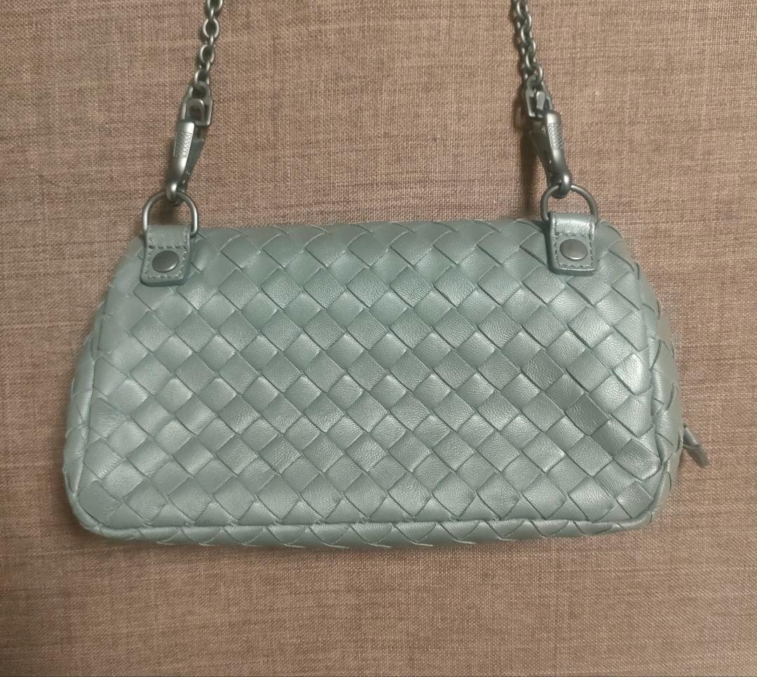 BOTTEGA VENETA イントレチャート ショルダーバッグ グレー - メルカリ