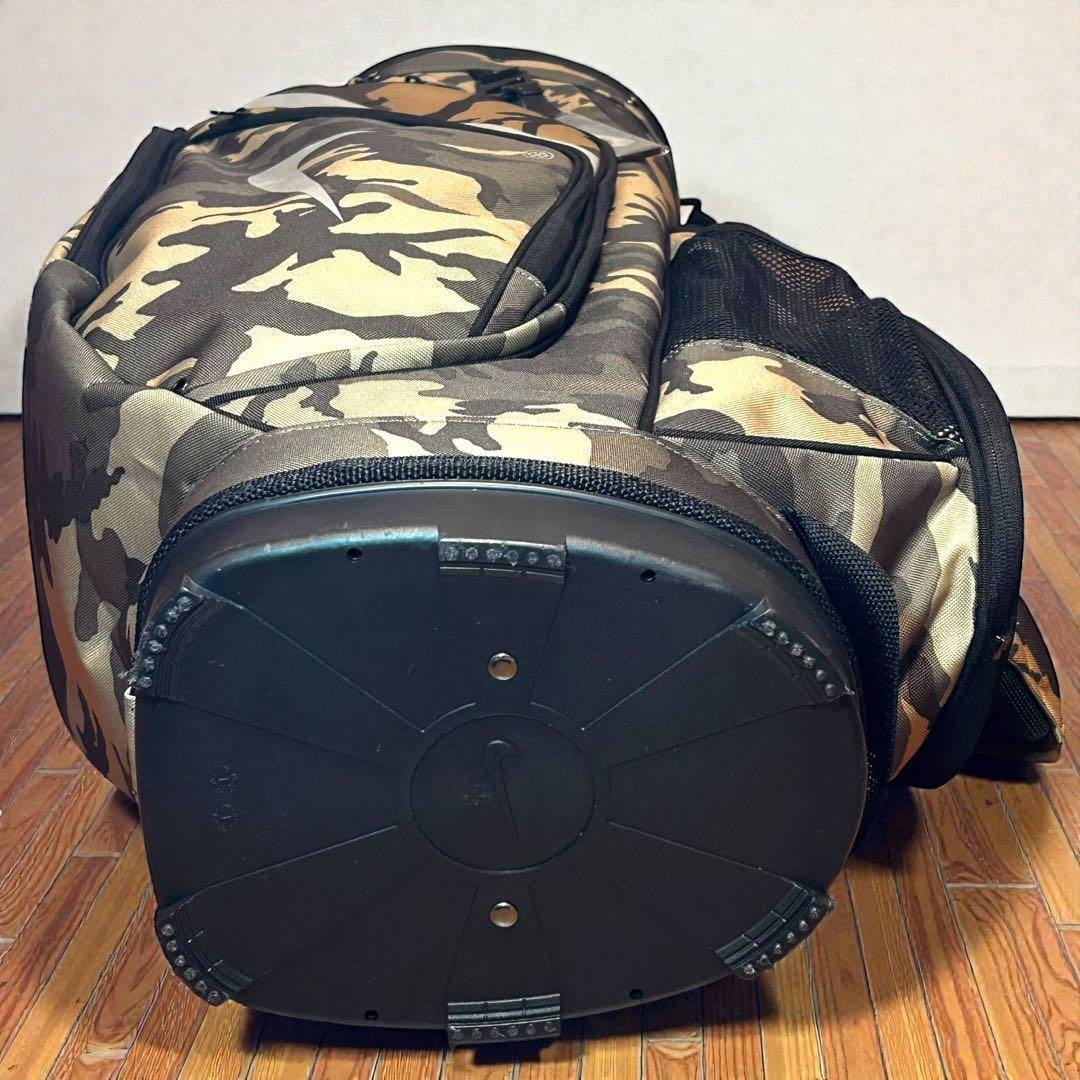 ほぼ未使用級❣️極美品✨NIKE ゴルフ キャディバッグ 14分割 カモフラ 迷彩