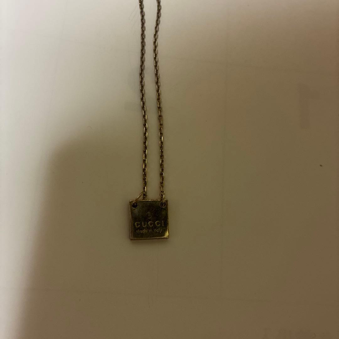 GUCCI チェーンネックレス プレート型