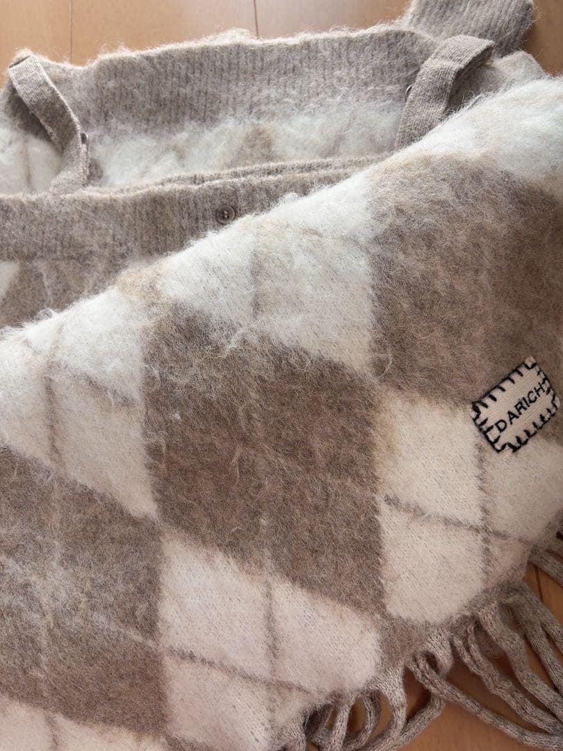 即完売！！ダーリッチ　アーガイルニットアンサンブル