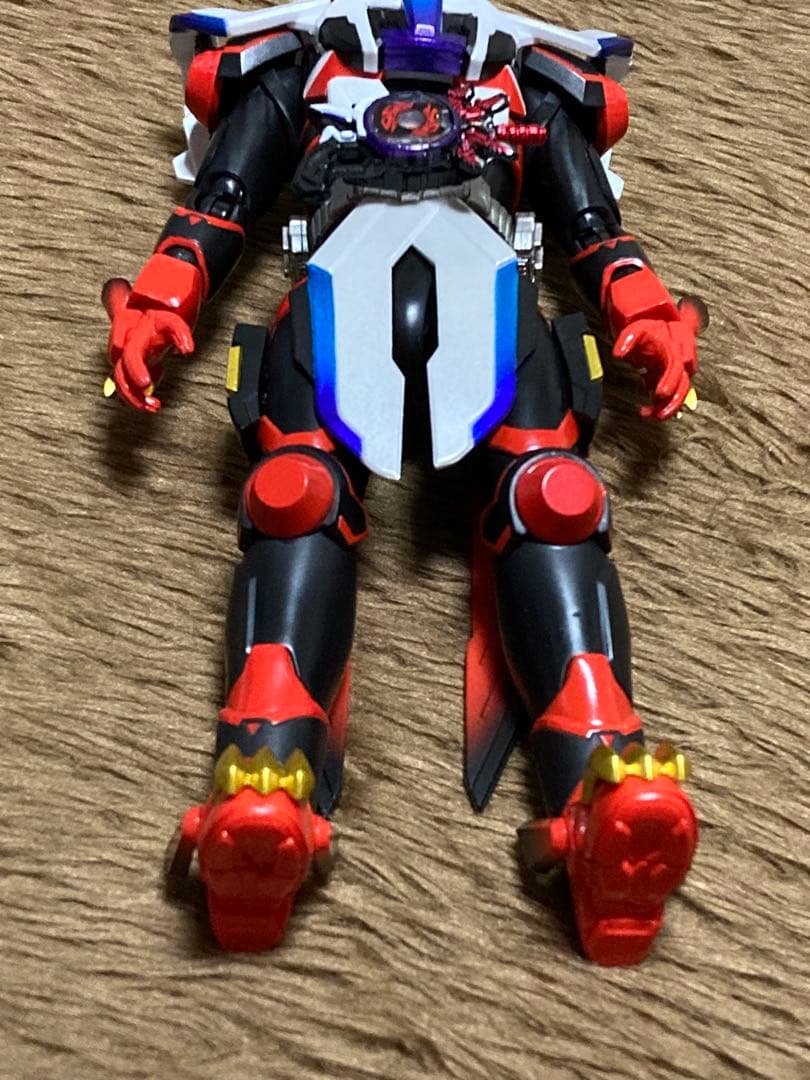 S.H.Figuarts 仮面ライダーギーツ　レーザーブーストフォーム