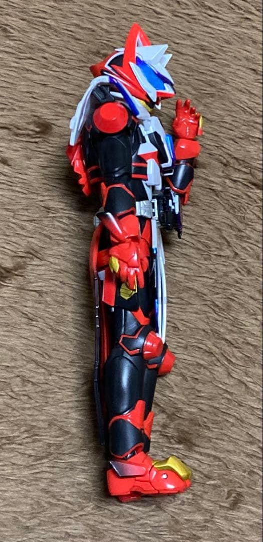 S.H.Figuarts 仮面ライダーギーツ　レーザーブーストフォーム