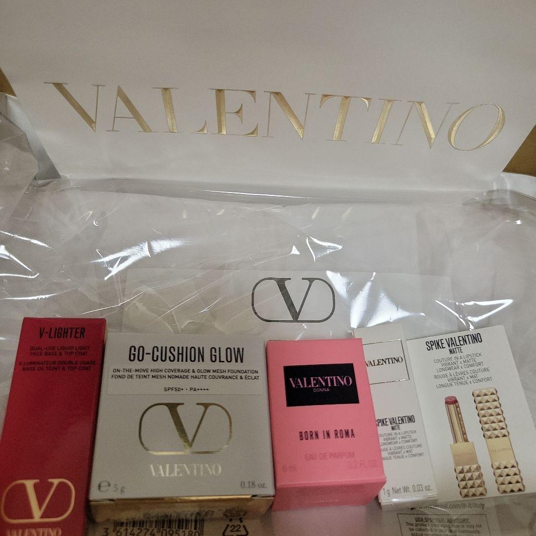 新品未使用　ヴァレンティノ　コスメ