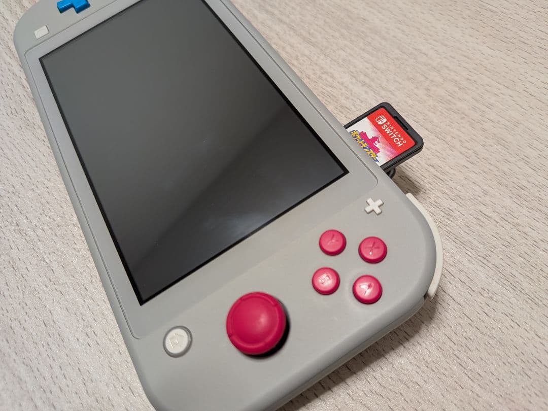 Nintendo Switch Liteポケモン　ポケットモンスターシールド付
