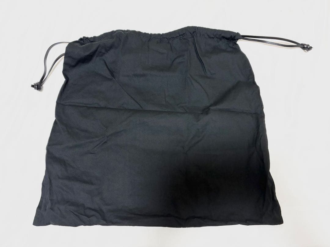 ディースクエアード アイコンボディーバッグ 斜め掛け ポーチ 刺繍 黒 ブラック