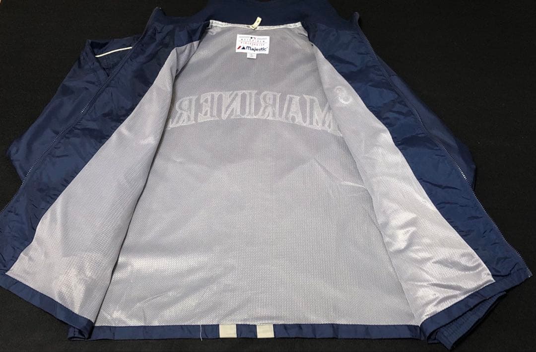 MLB シアトルマリナーズ　マジェスティック　ナイロンジャケット　スタジャン
