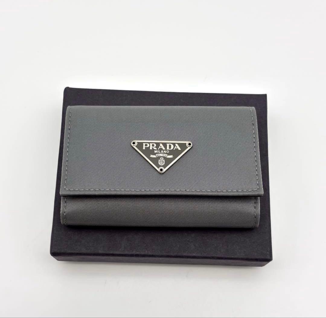 PRADA キーケース年内に売りたいため値下げ中