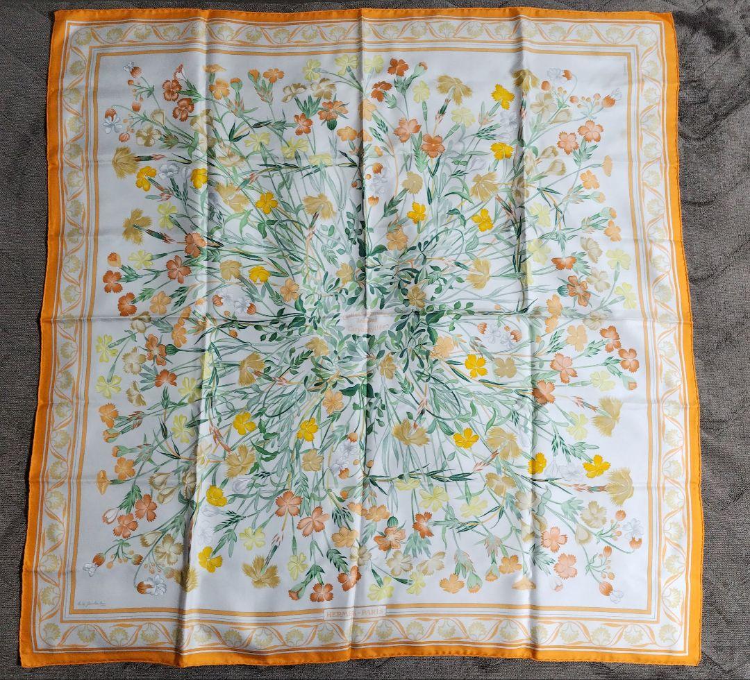 HERMES エルメスカレ90 野生のカーネーションなど