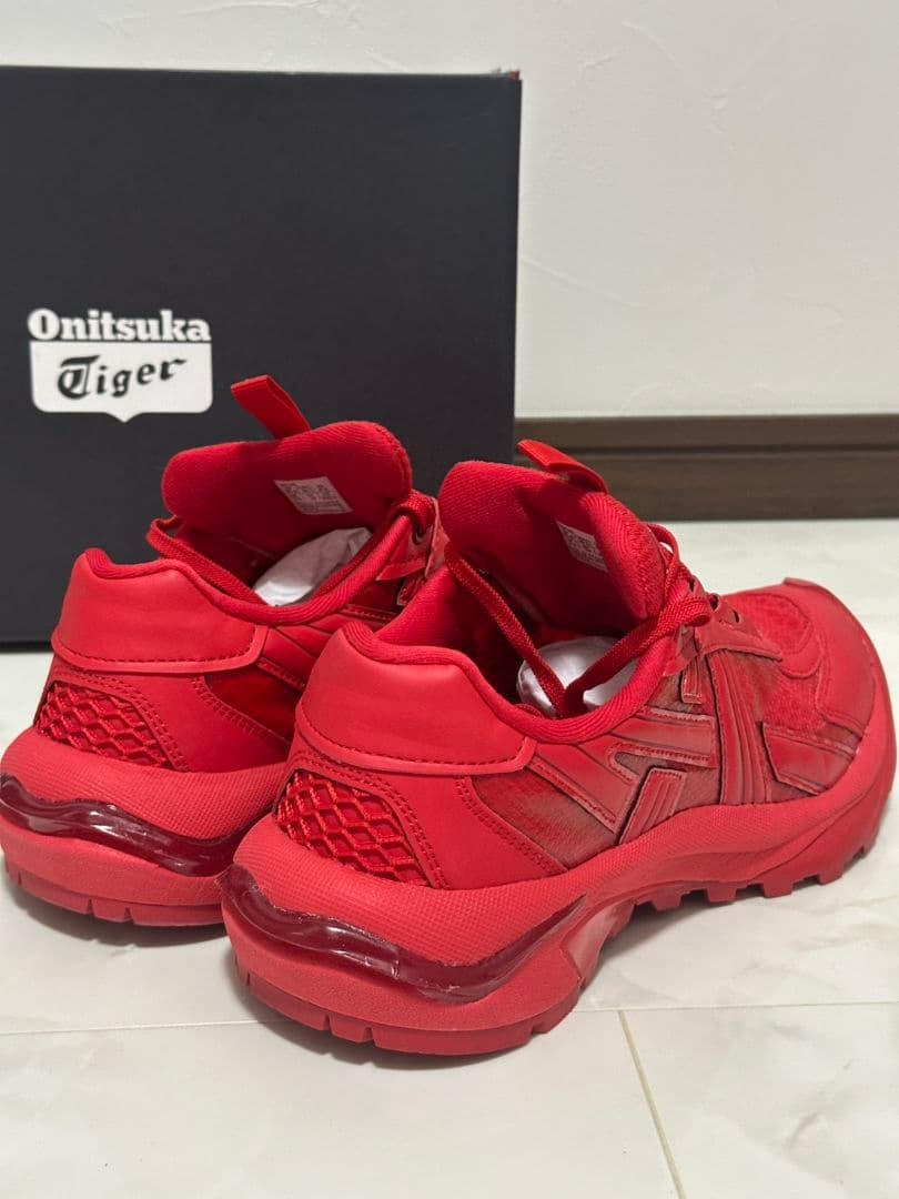 タイムセール♪23:59まで！美品☆オニツカタイガー　TIGTRAIL RS