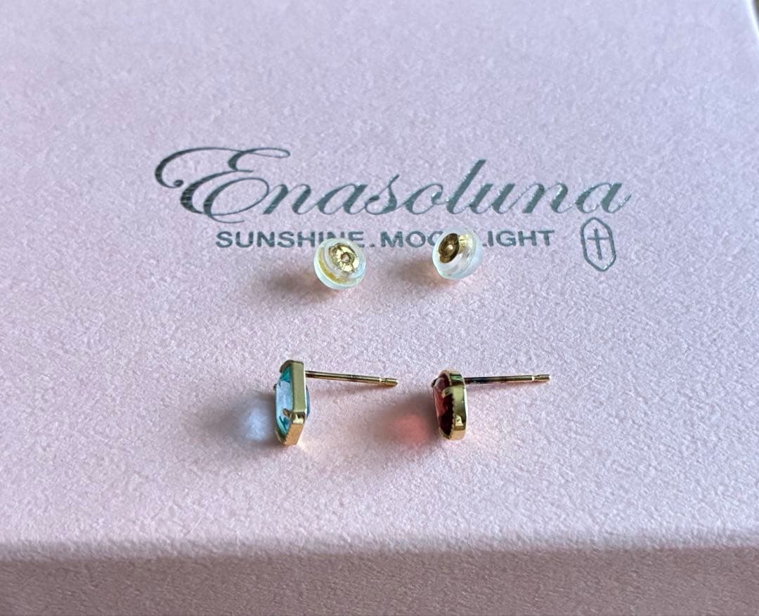 エナソルーナ　ファンシードロップ　ピアス　2個