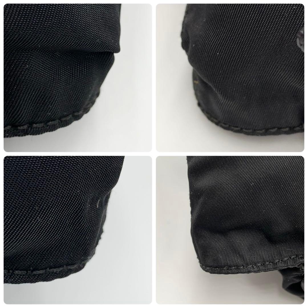 PRADA プラダ 斜め掛け ボディバッグ ウエストバッグ 三角ロゴ ブラック