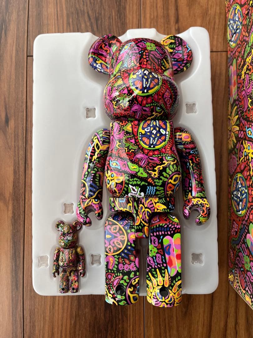 ベアブリック Psychedelic Paisley hide - メルカリ