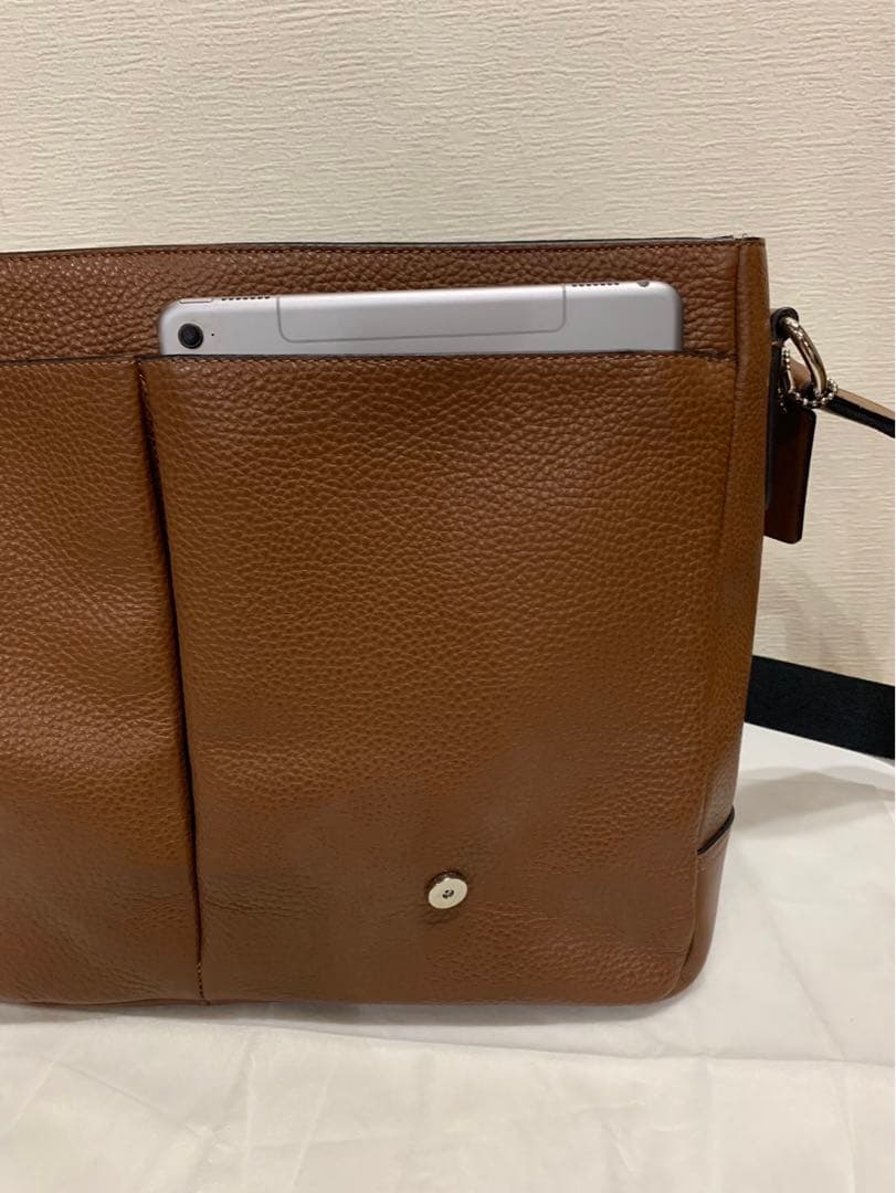 ⭐️美品⭐️特別値下げ　COACH（コーチ）メンズ ヘンリーペブルドレザーバック