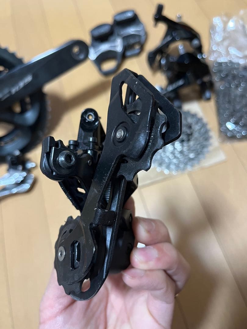 105 R7000 コンポセット グループセット ペダル付