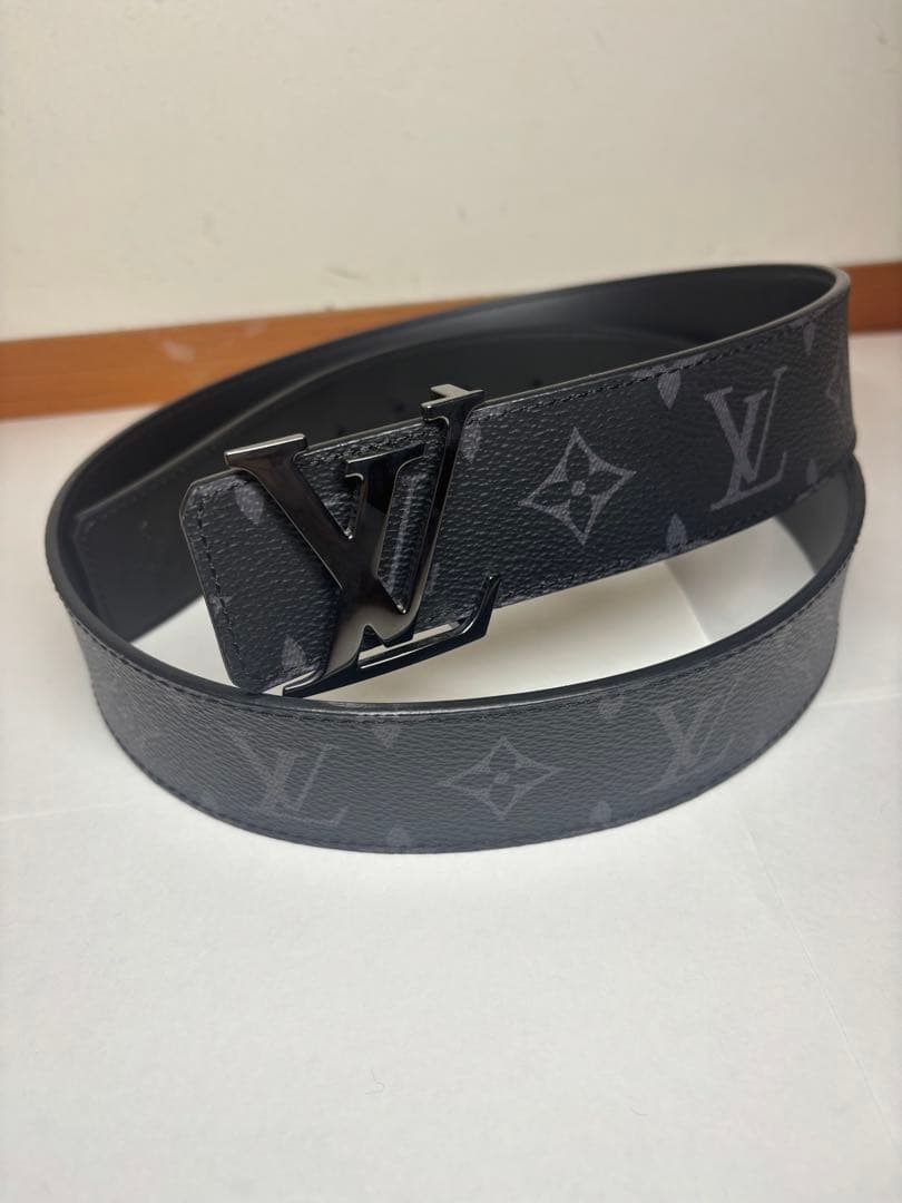 Louis Vuitton モノグラム サンチュール ブラック レザー LVロゴ