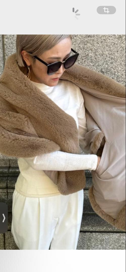 uha さま専用です★ JENNE リッチボリュームファーケープ ベージュ