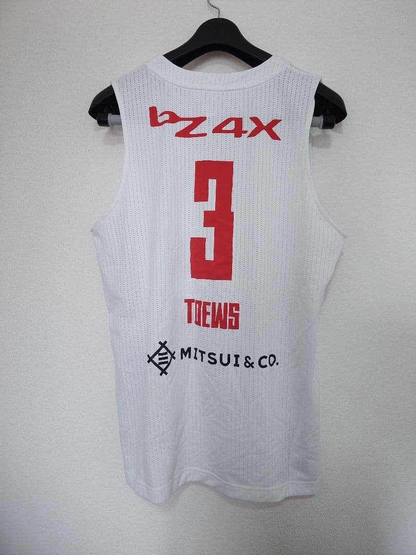 サイン入り】アルバルク東京 テーブス海選手ユニフォーム（AWAY