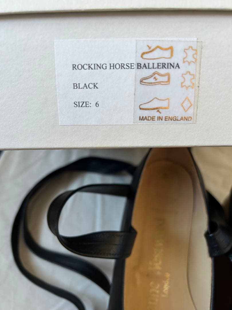 Vivienne Westwood ヴィヴィアンウエストウッド