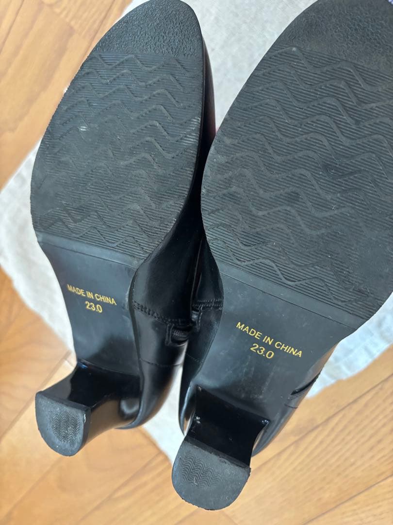 キャサリンコテージ　140袴セット＋髪飾り＋ブーツ23センチ　卒業式　赤白　花柄