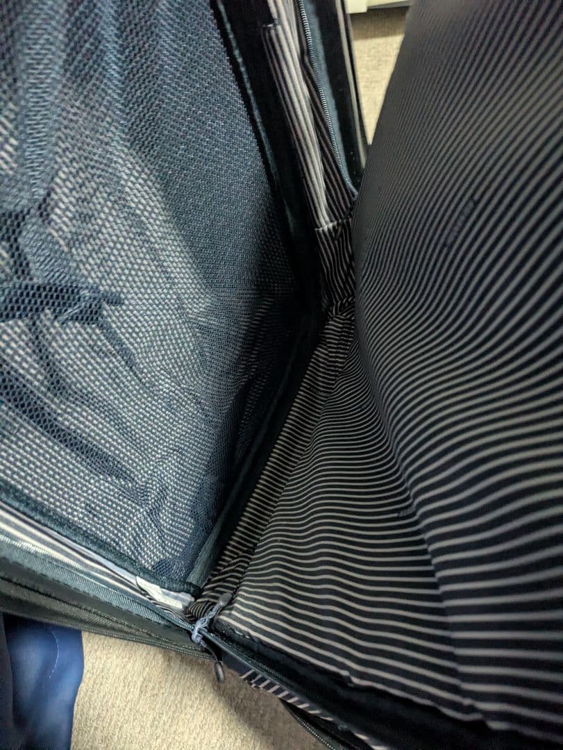 FREQUENTER CLAM A キャリーケース 44L ネイビー