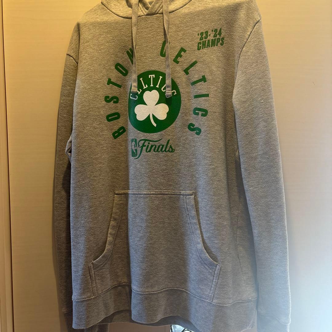 ボストン・セルティックス 23-24 チャンピオン フード付きスウェットシャツ