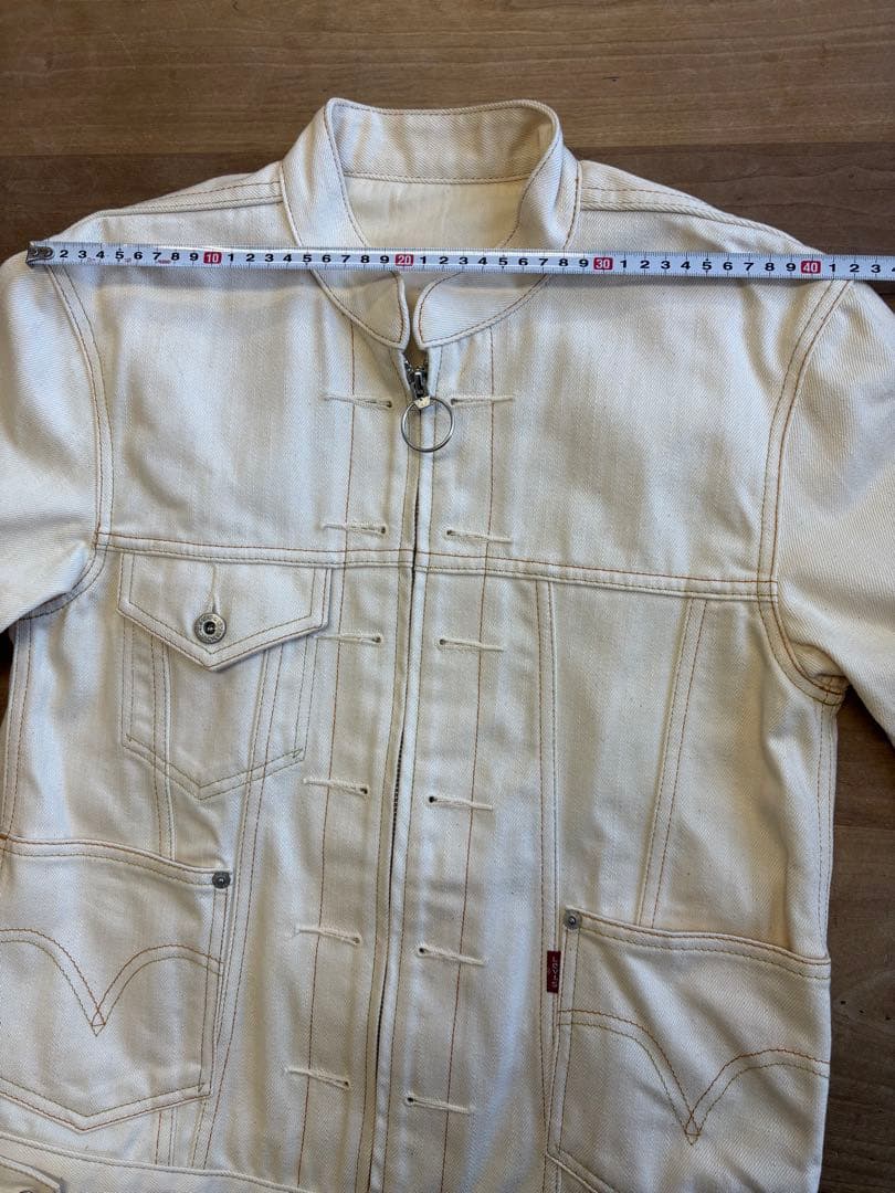 Levi's ホワイトデニムジャケット