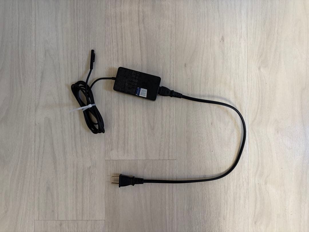 Microsoft Surface Pro6本体 +キーボード+電源アダプター