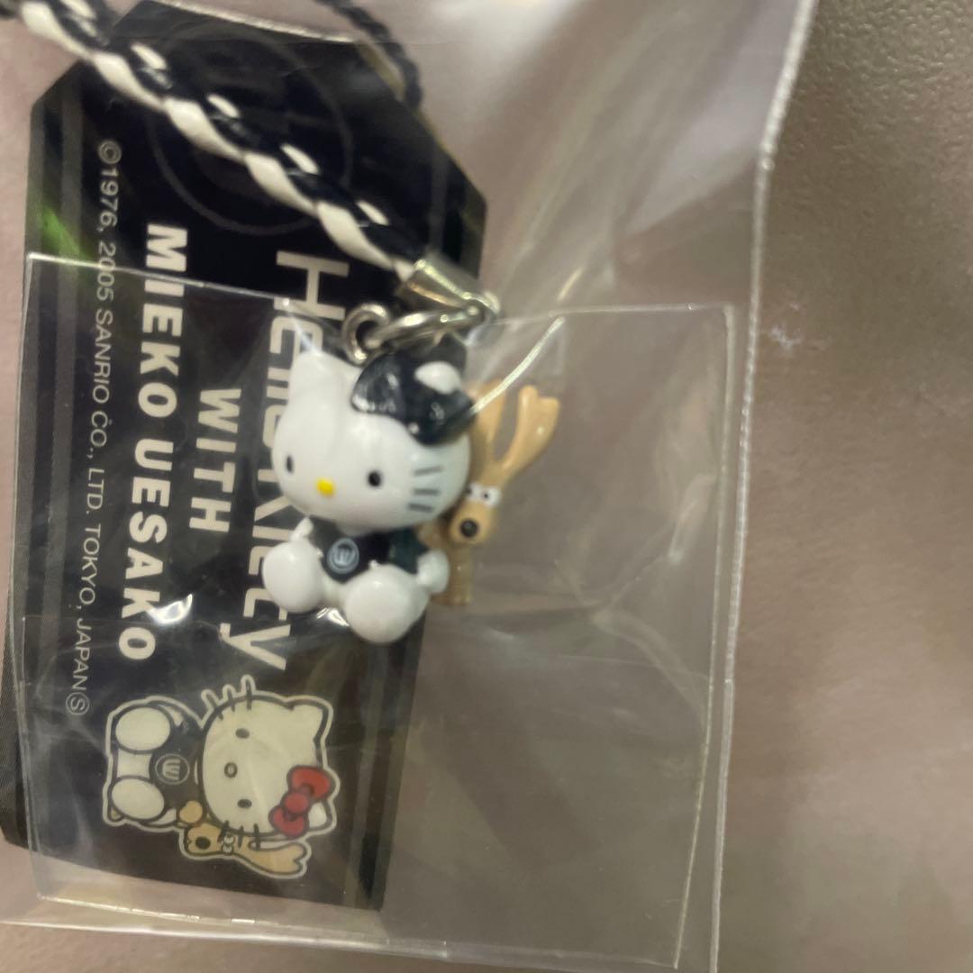 【未使用未開封】激レア　ミエコウエサコ×ハローキティ　根付