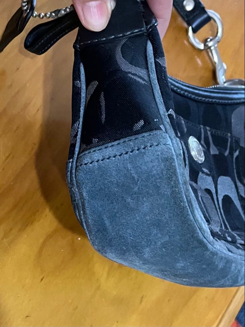 希少◆COACH ◆アクセサリーポーチ ハンドバッグ シグネチャー 黒