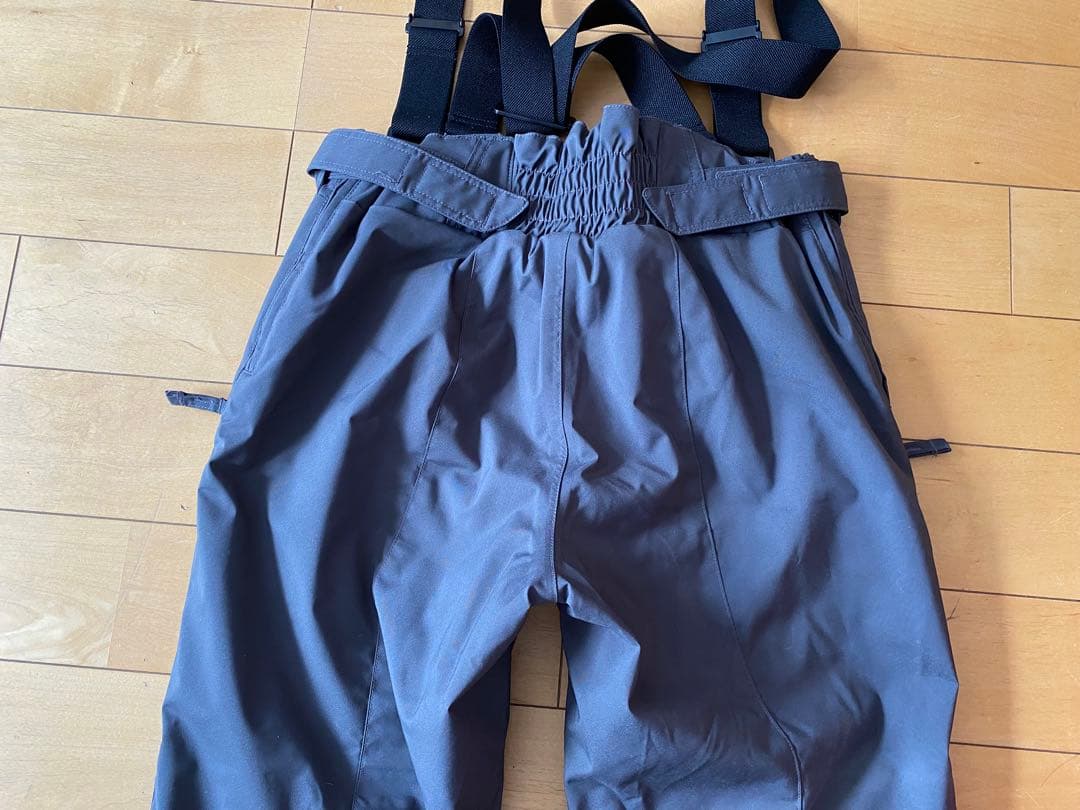 フェニックス　スキーウェア　レディース　上下　ピンク　XL 美品　防寒