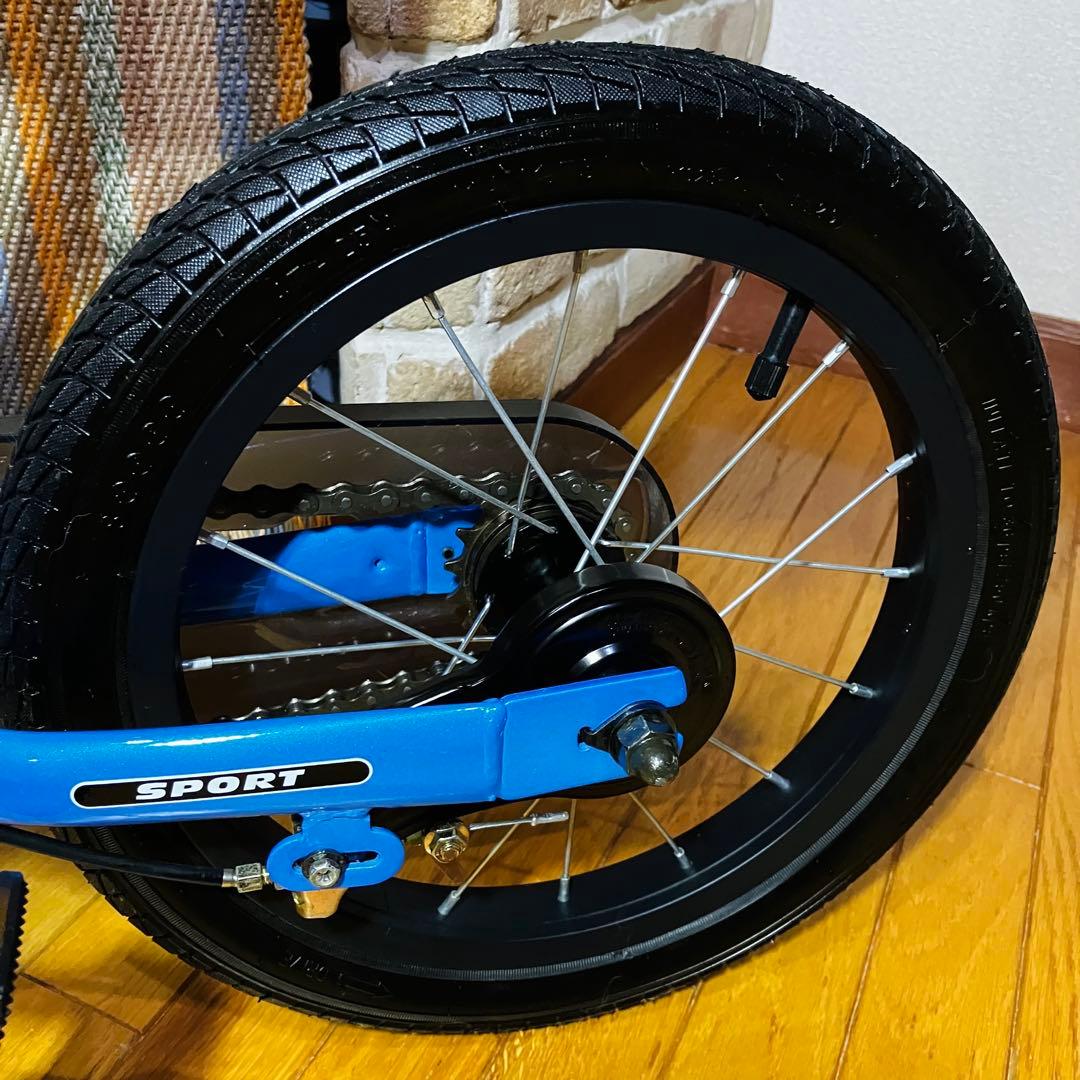 展示・未走行品　STRIDER 14x ストライダー　人気ブルー　2018製造