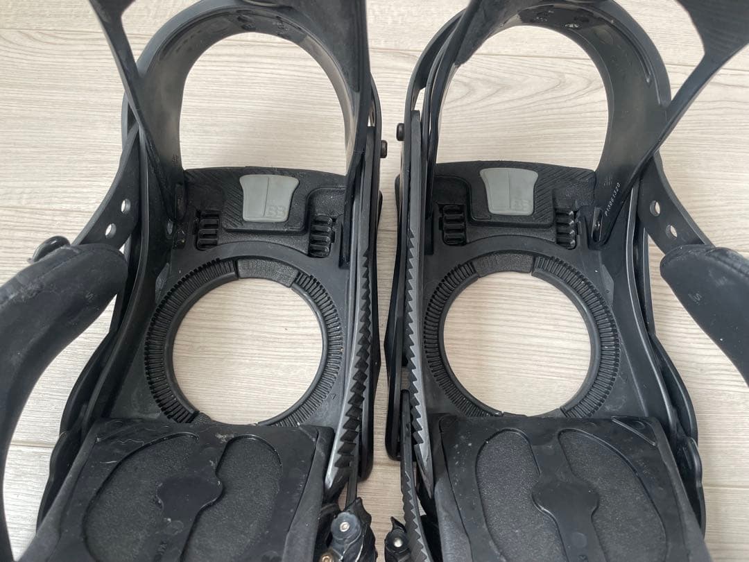 BURTONスノーボードビンディング〈S〉CARTEL