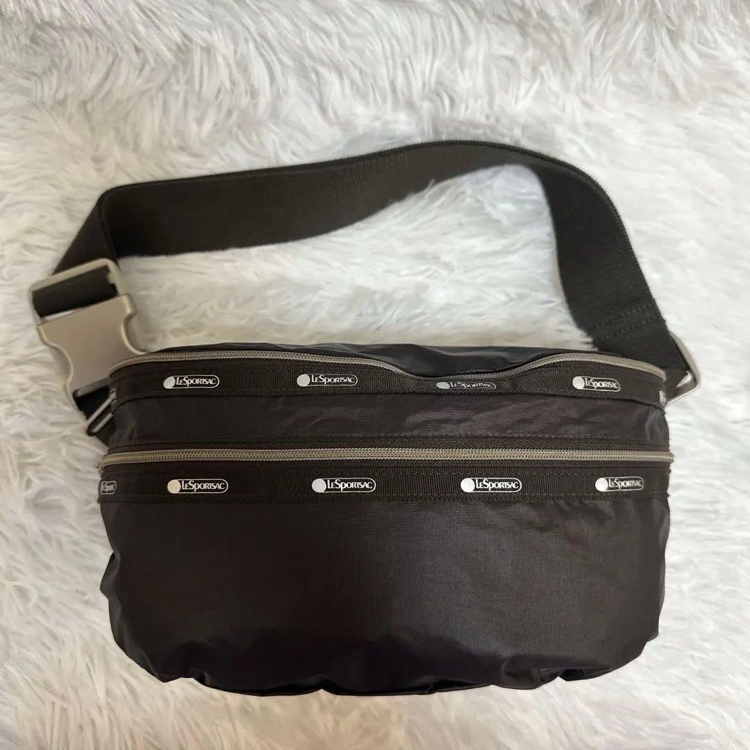 LeSportsac ボディバッグ エッセンシャル ブラウン系