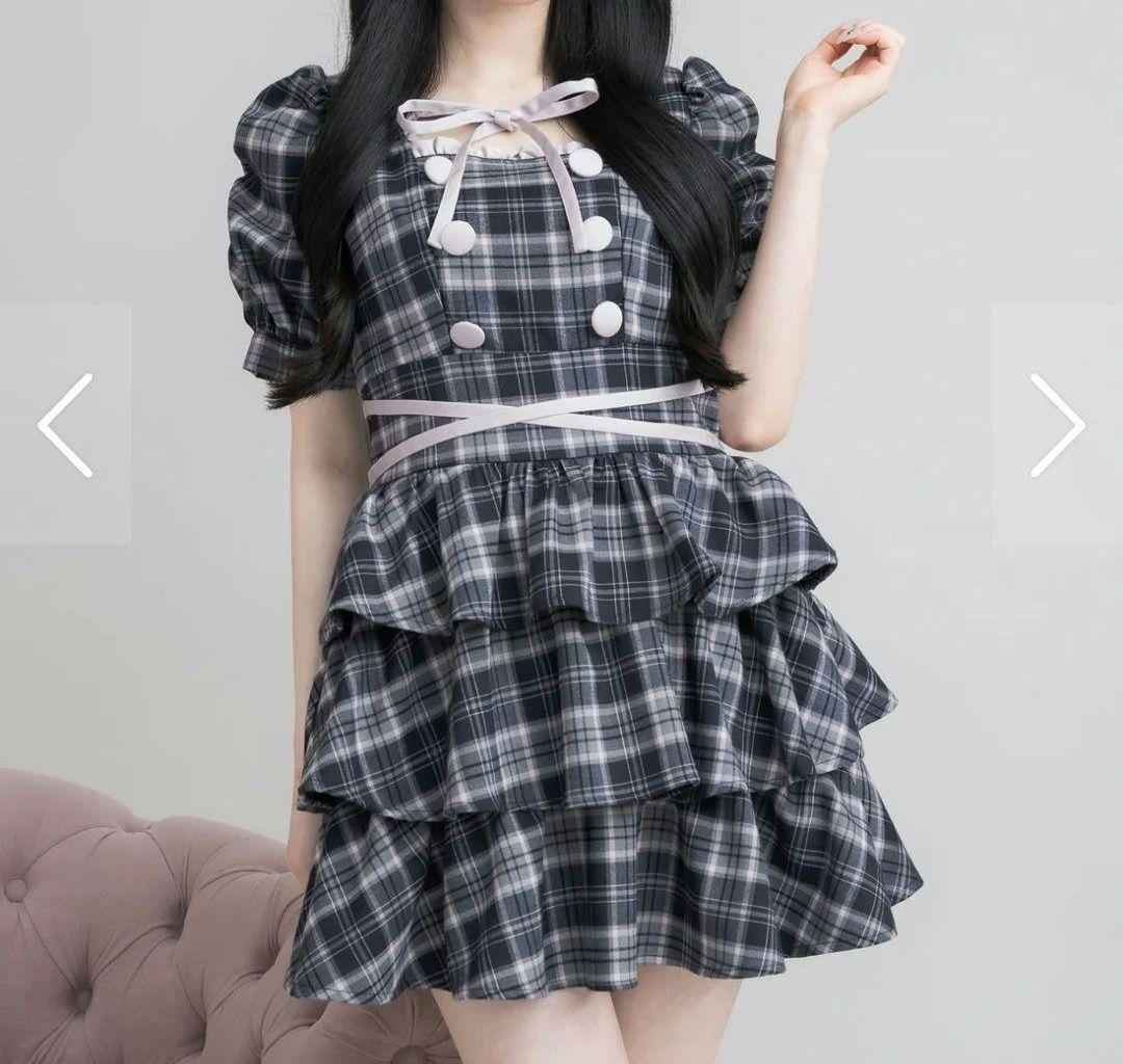 みーたん様【新品タグ付き】pium クロスベルト半袖ティアードミニワンピース