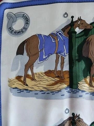 HERMES 馬デザイン シルクスカーフ