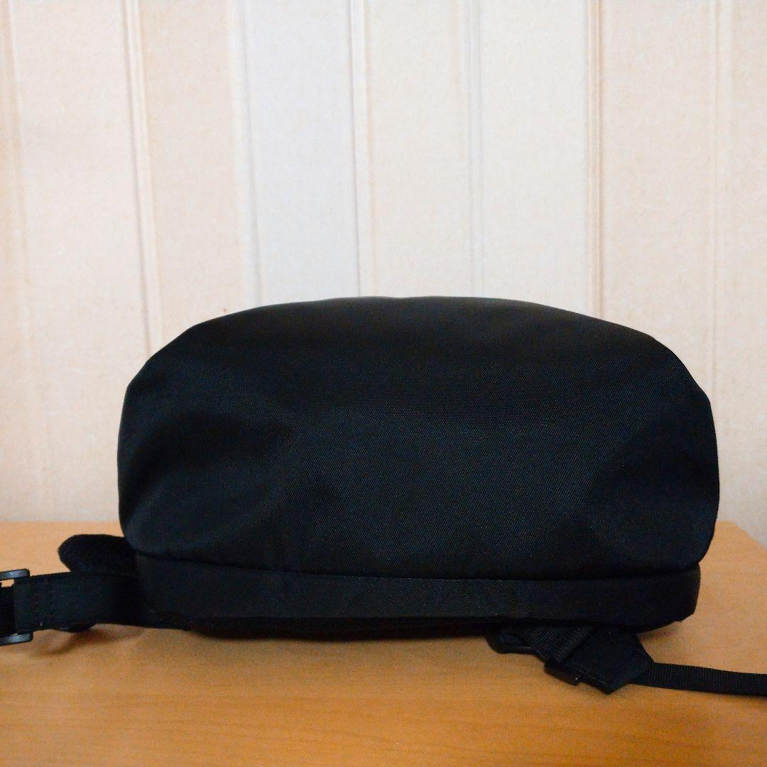 【値下げ】アフタヌーンティーワードローブ　無重力リュック　11L