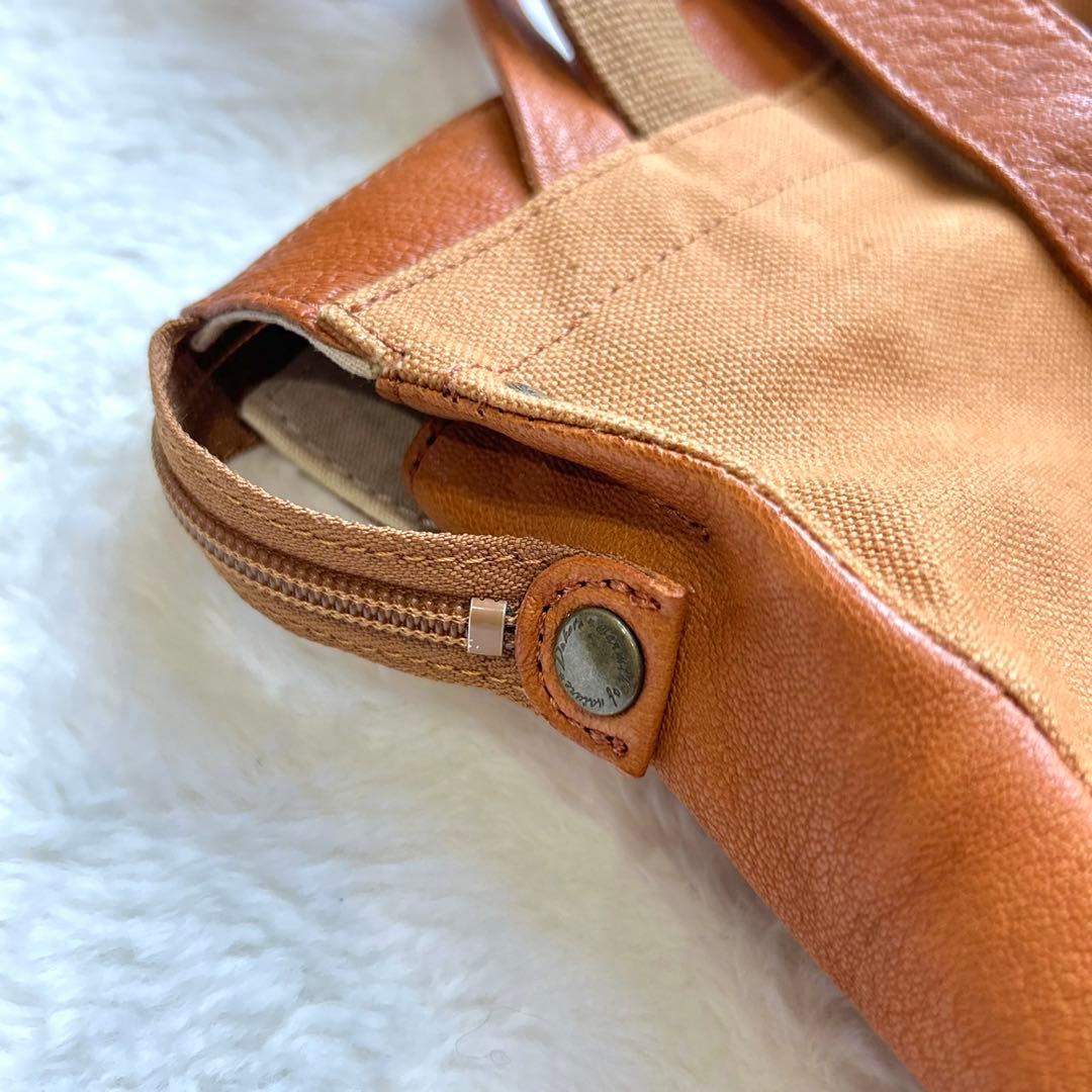 【美品】ダコタ　ヤロップ　リュック　A4 ブラウン　本革　軽量　人気