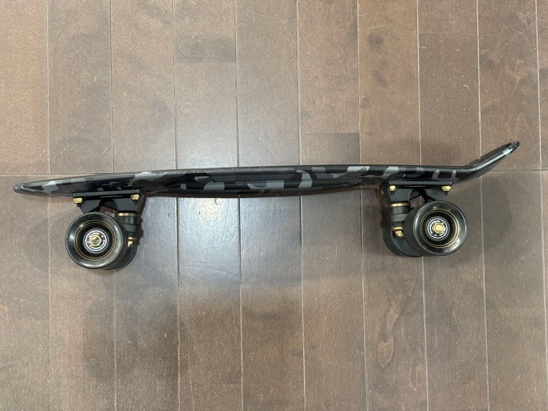 Penny 22インチ 日本限定 ペニー 黒×金×カモフラ スケボー クルーザー