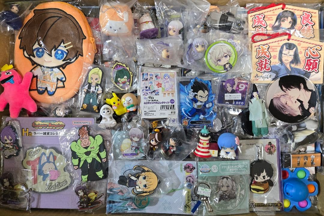 アニメグッズなど 130サイズ ノンジャンル 大量 まとめ売り 約450点