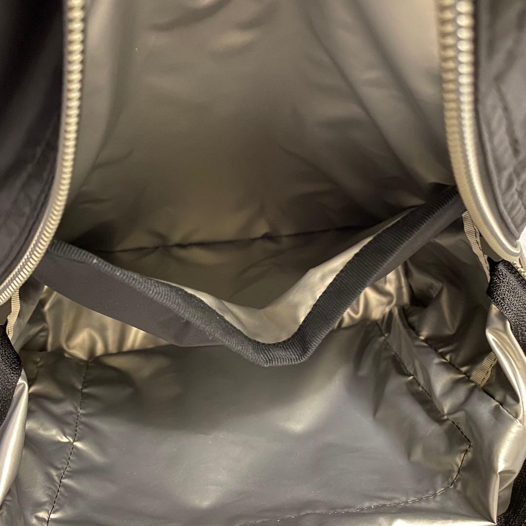 レスポートサック　エッセンシャル　リュック　ブラック　軽量　ナイロン　B5収納可