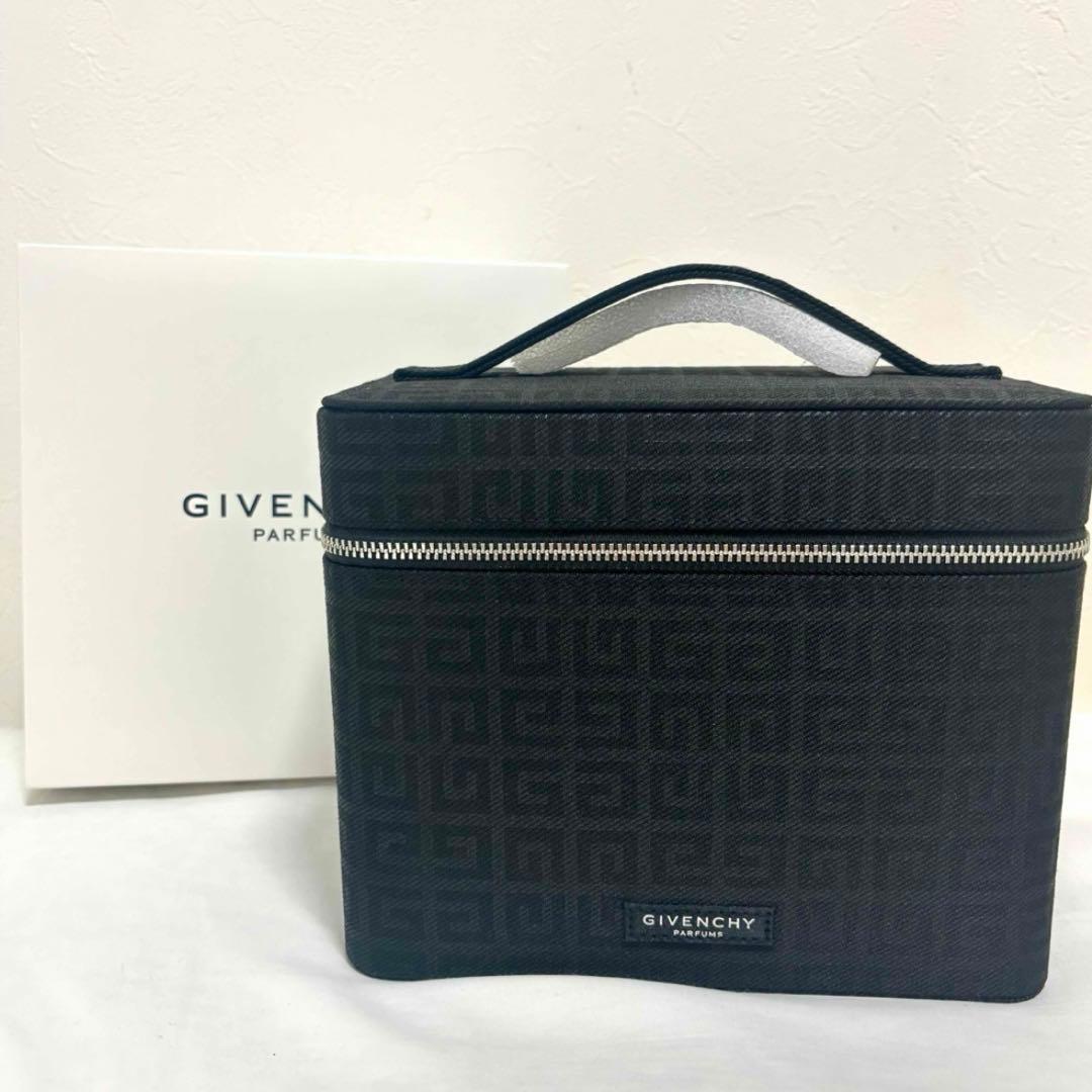 GIVENCHY【新品未使用】バニティ ポーチ ジバンシー - メルカリ