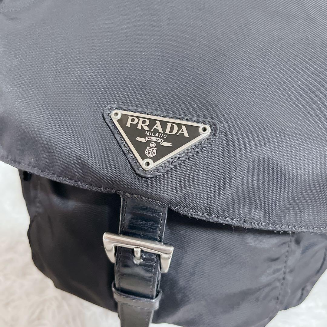 PRADA ショルダーバッグ　カメラバッグ　ナイロン 三角ロゴ 黒　ベルト