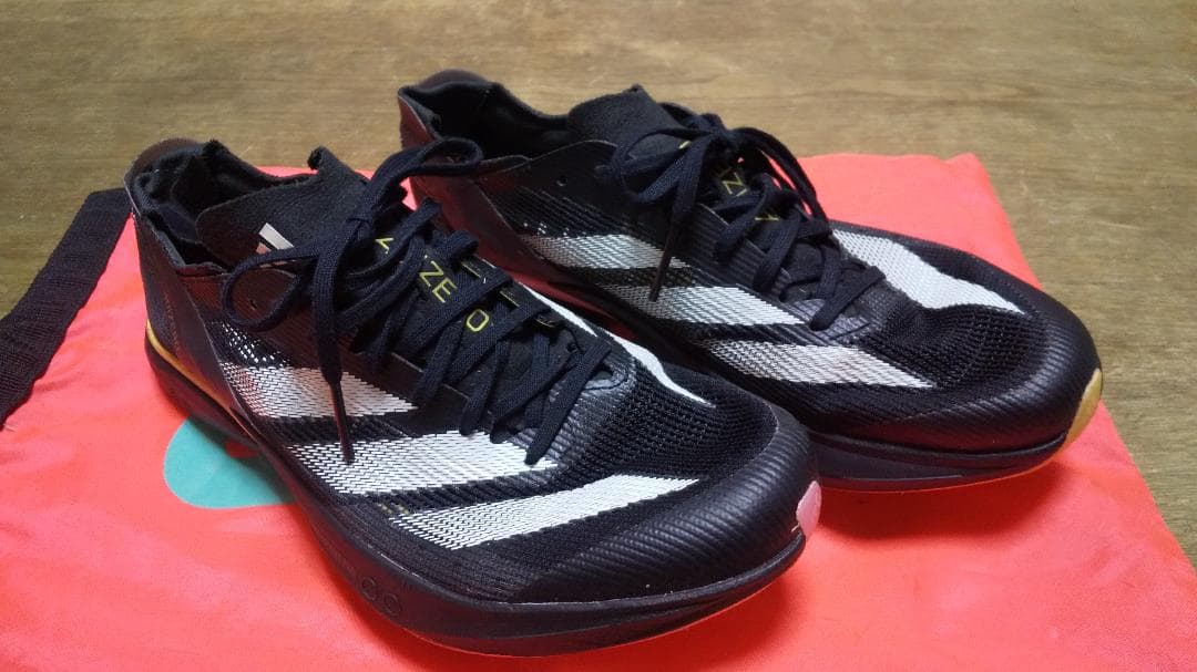 アディゼロ スパイク 24.5センチ 陸上