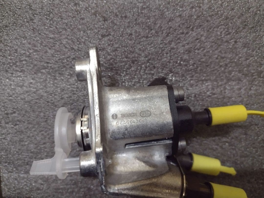 日野自動車プロフィア　BOSCH製ドージングモジュール