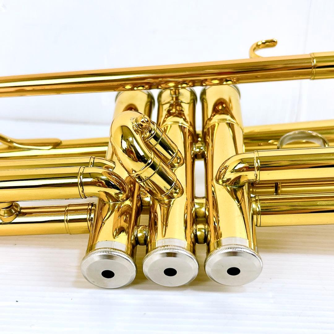 YAMAHA ヤマハ　YTR1335 トランペット　ゴールド　ハードケース付